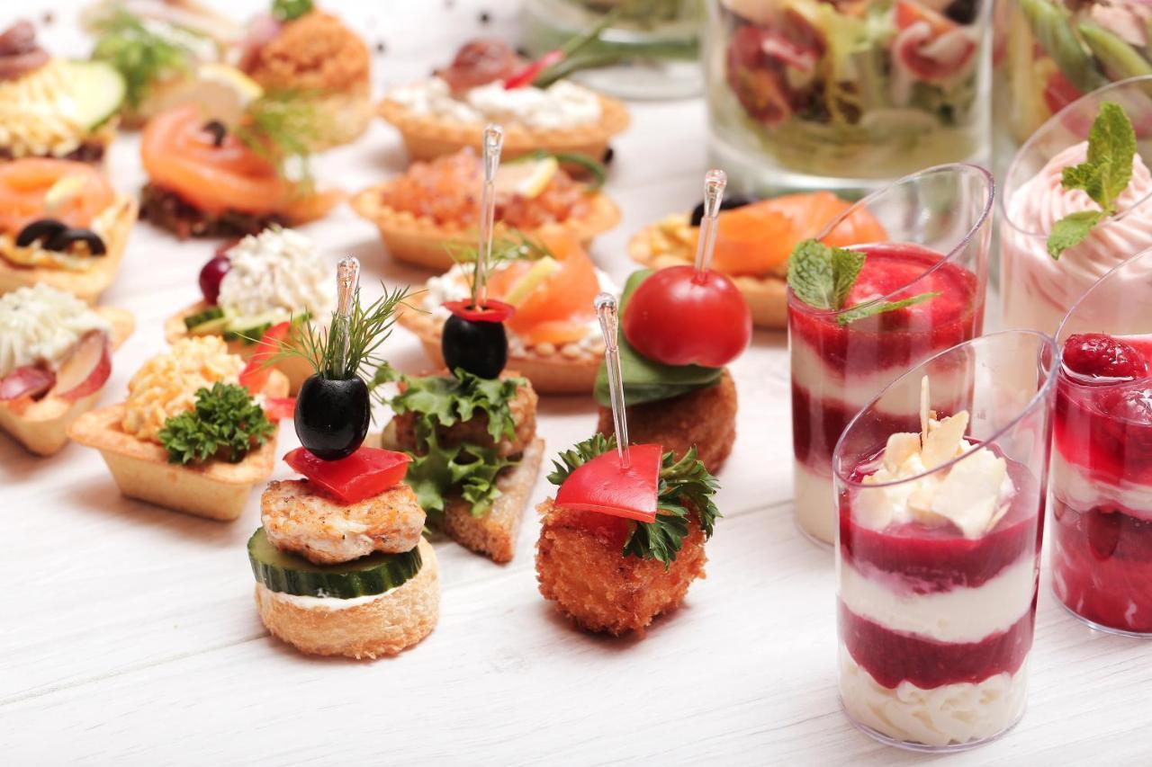 Hotel Elefantino Grey - Free Breakfast & Brunch Until 13-00 - Vicinissimi A Mirabilandia Мілано-Маріттіма Екстер'єр фото