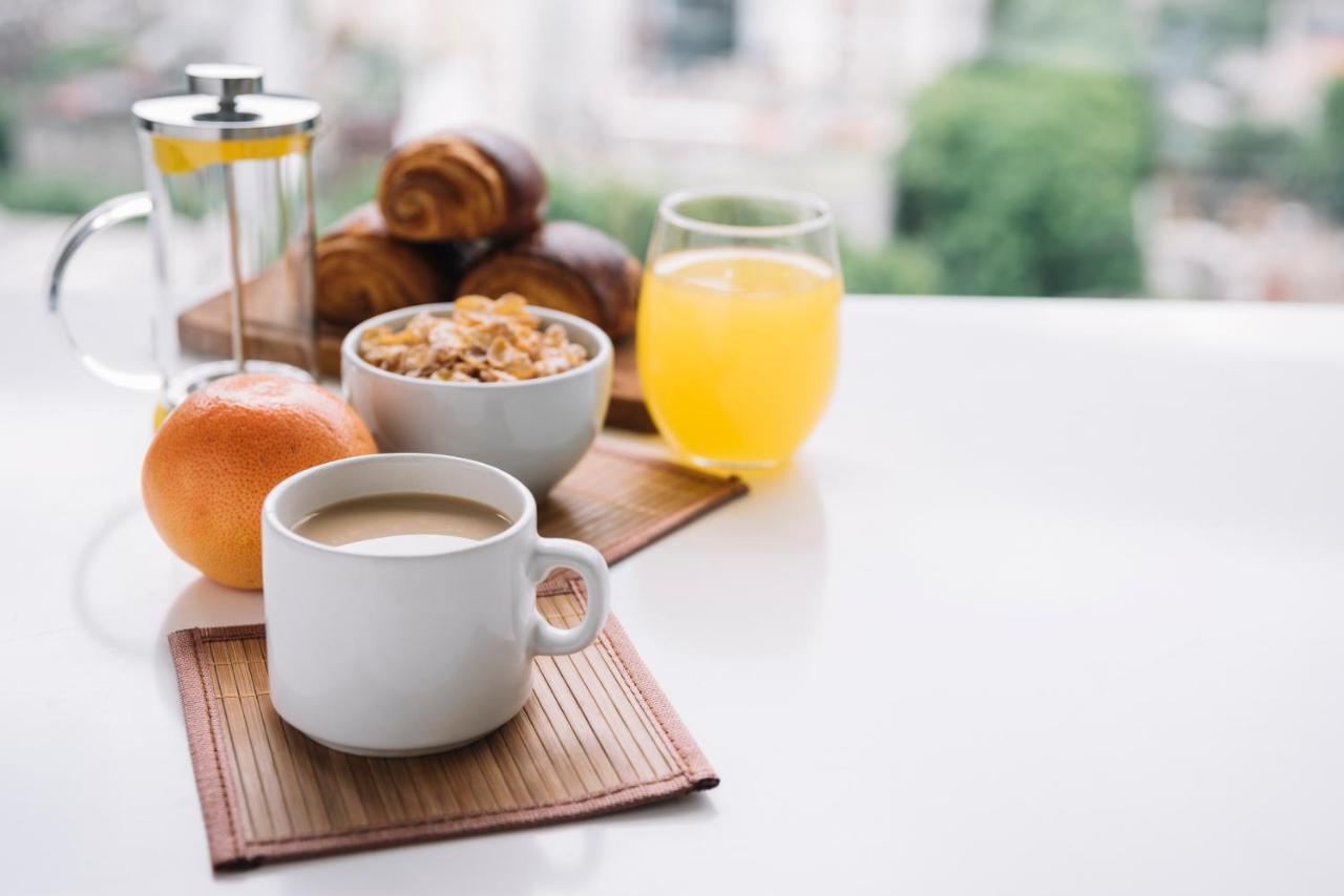 Hotel Elefantino Grey - Free Breakfast & Brunch Until 13-00 - Vicinissimi A Mirabilandia Мілано-Маріттіма Екстер'єр фото
