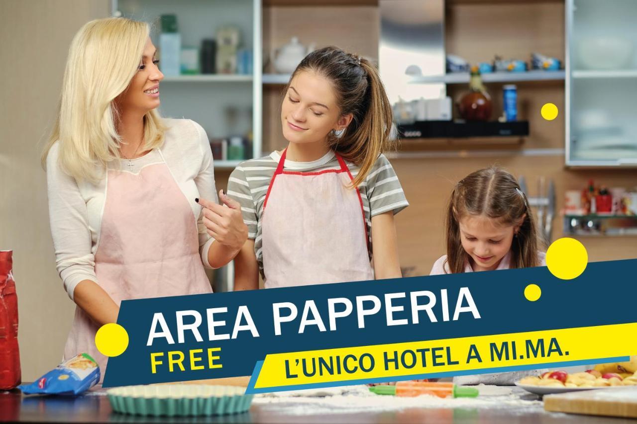 Hotel Elefantino Grey - Free Breakfast & Brunch Until 13-00 - Vicinissimi A Mirabilandia Мілано-Маріттіма Екстер'єр фото